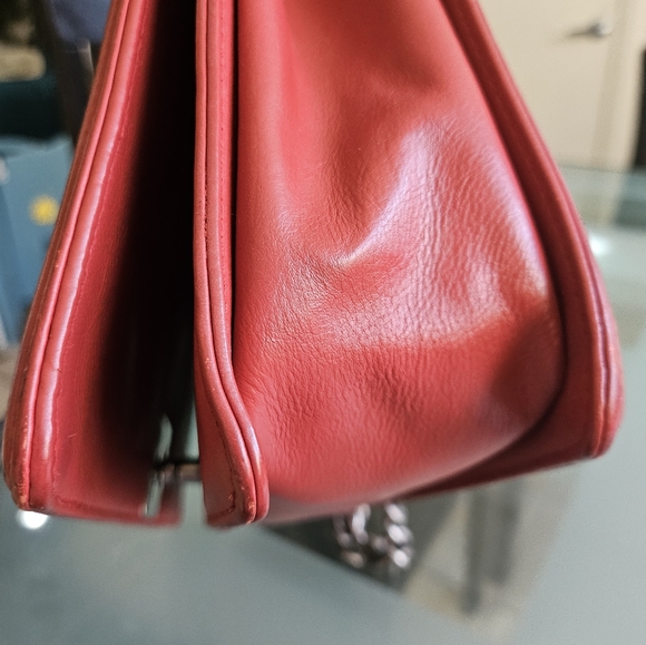 CHANEL XL Red Leather Boy Chain Link Shoulder Crossbody Bag Purse Diamond - Picture 16 of 16